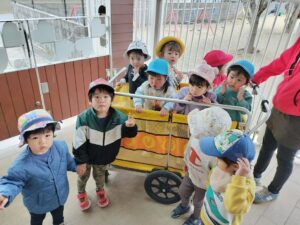 すずらん保育園へGO！(平野)