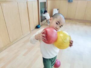 ボール遊び♪（沖田）