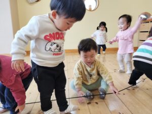 ゴム遊びをしたよ(青木)