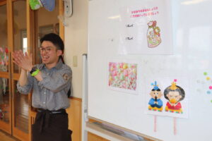 今日は、うれしいひな祭り　（田上）