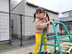 ☆「園庭遊び」☆（西村）