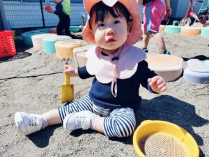 戸外遊びは楽しいね♪(大貫)