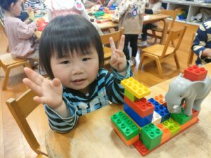 こあら組の室内遊びを覗いてみました☆(荒井)