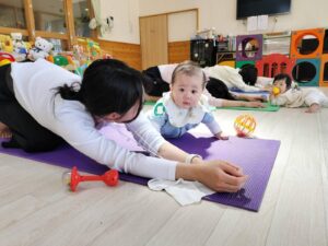 ☆「親子ヨガ」☆（上園）