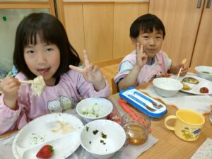 給食おいしいね（柏崎）