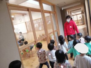 園内探検をしたよ(柴田）