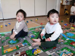☆車で遊んだよ☆（根本）