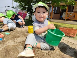 砂場で遊んだよ♪（黒川）