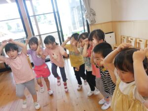 英語遊びに参加しました。(山下)