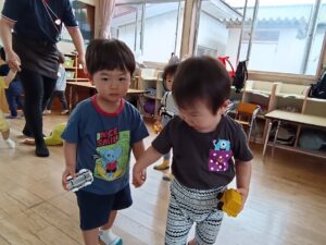 楽しく室内遊びをしたよ（佐々木）