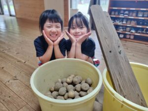 じゃがいも洗いしたよ（藤岡）
