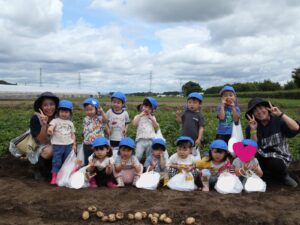じゃがいも堀りに行ってきました🥔(橋本)