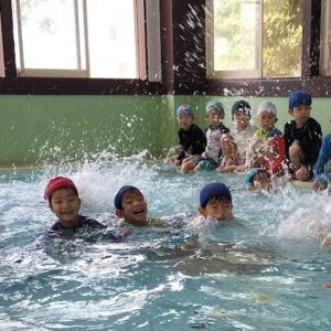 年長プール遊び（瀬端）