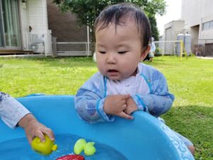 水遊び楽しいな(青木)