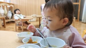 給食の様子（永井）