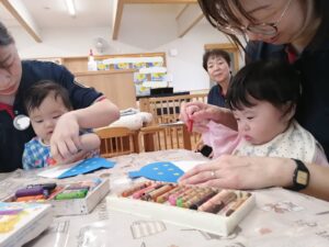 月製作をしたよ☆さくらんぼ組☆(木村)