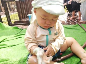 泡遊びをしたよ♪（中山）
