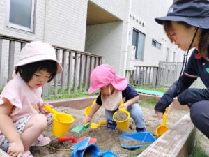 小さな蝶々を見つけたよ(山縣)