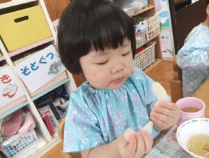 絵本を借りにいったよ☆(初見)