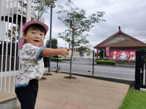 園庭で遊んだよ♪(尾崎)