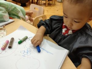 クレヨンで絵をかいたよ♪（永井）