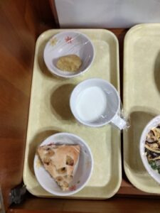 ☆今日の給食★（よつば）