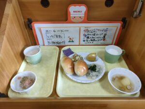 今日の給食☆(こがねい)