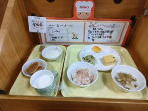 今日の給食☆(こがねい)