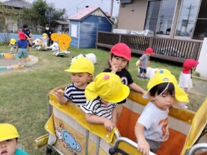 10月14日　つき組戸外遊び（篠﨑）