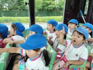 わんぱく公園にレッツゴー！(福田純)